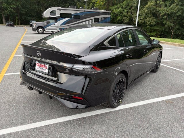 New 2027 Nissan Sentra SR w/ SR Premium Package FWD image 8