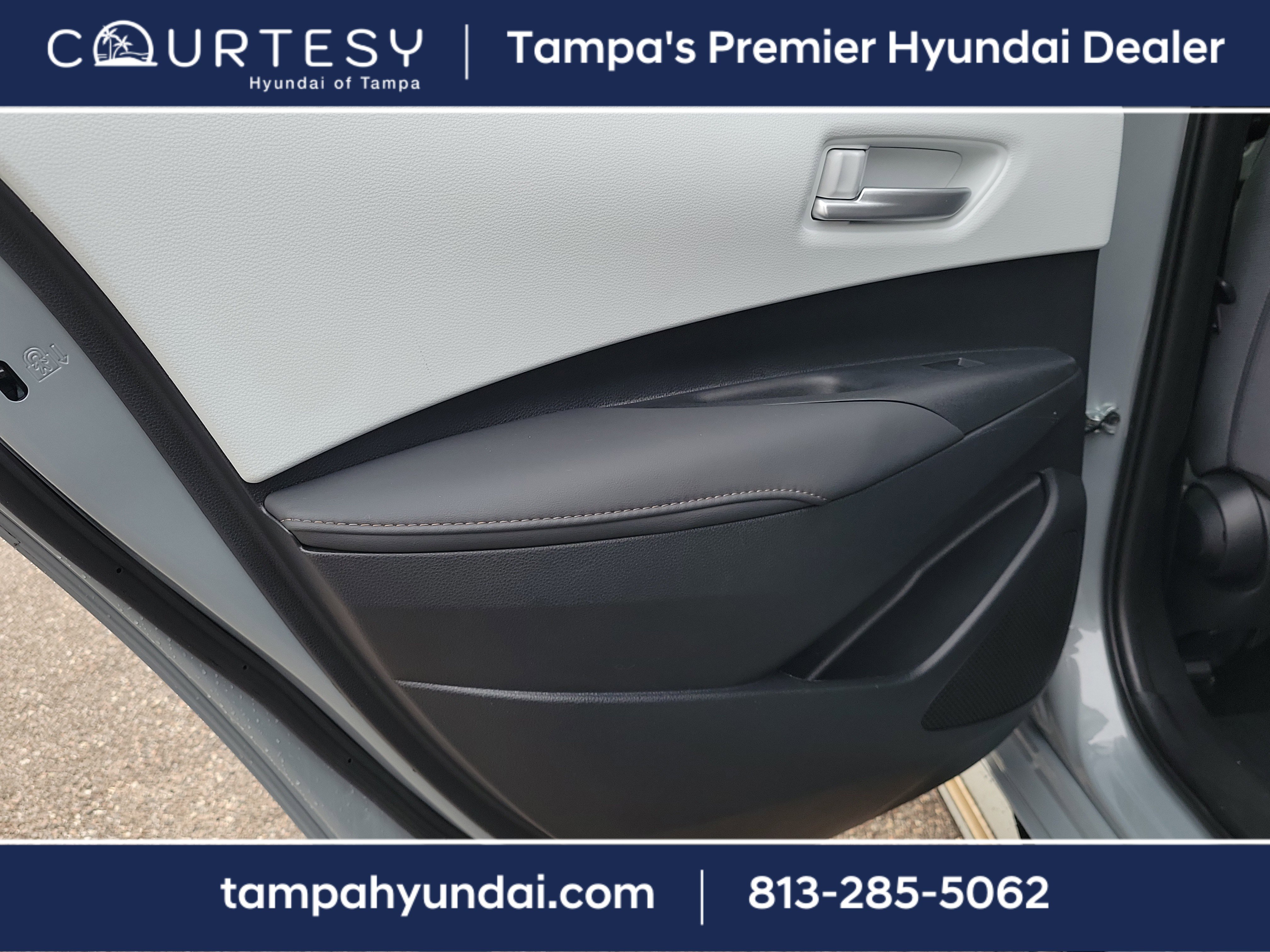 Used 2021 Toyota Corolla SE image 9