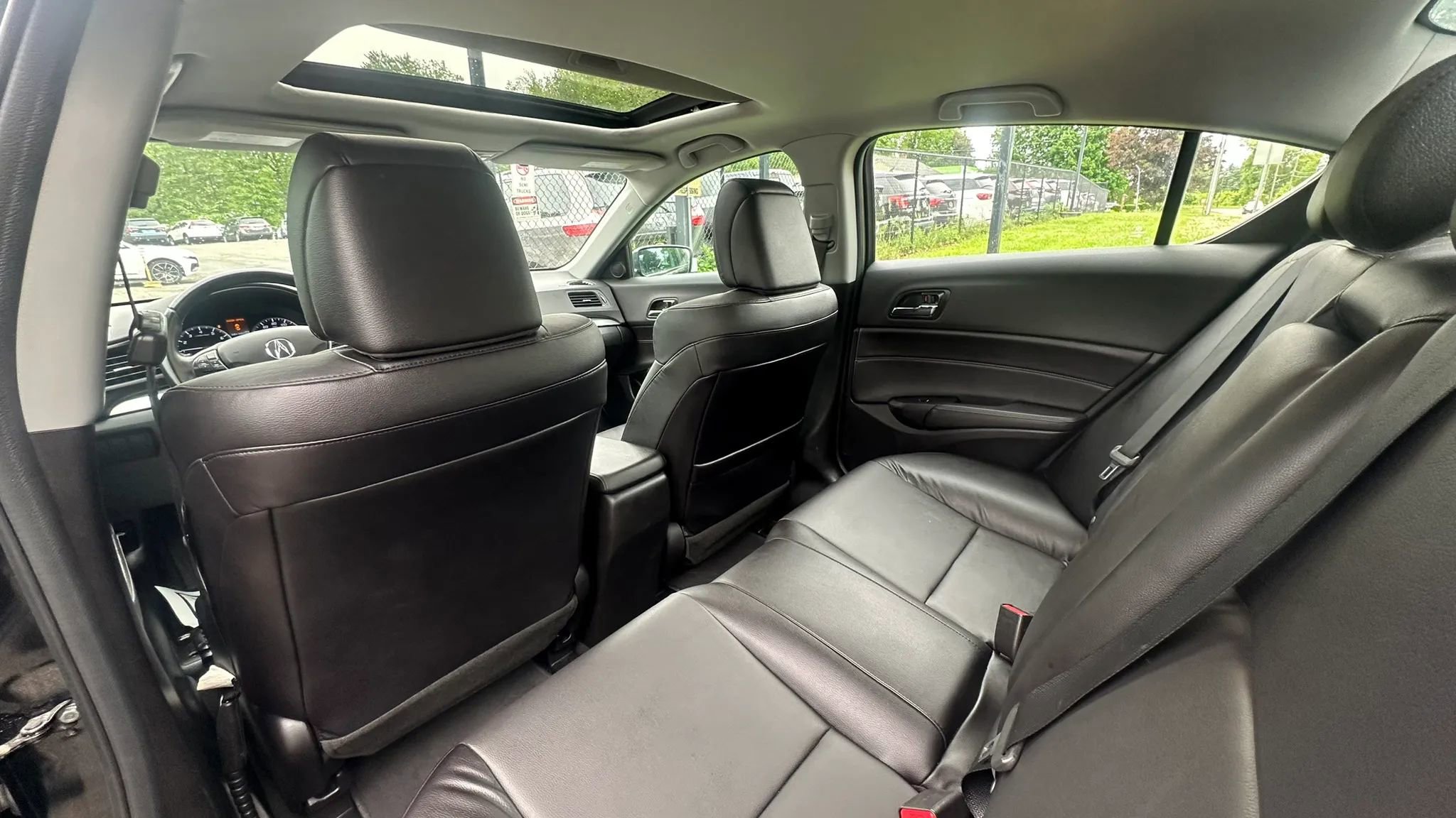 Used 2018 Acura ILX FWD image 21