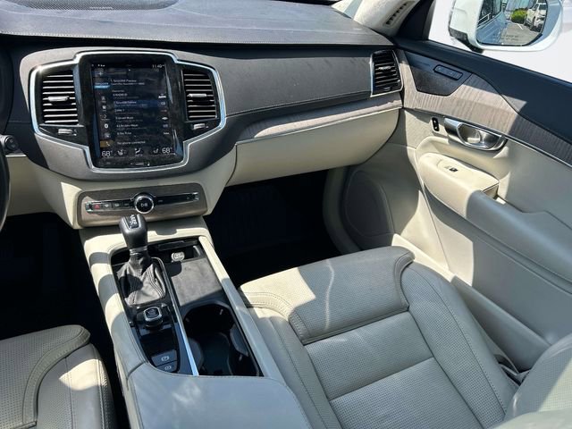 Used 2022 Volvo XC90 T6 Inscription w/ Lounge Package AWD/4WD image 15