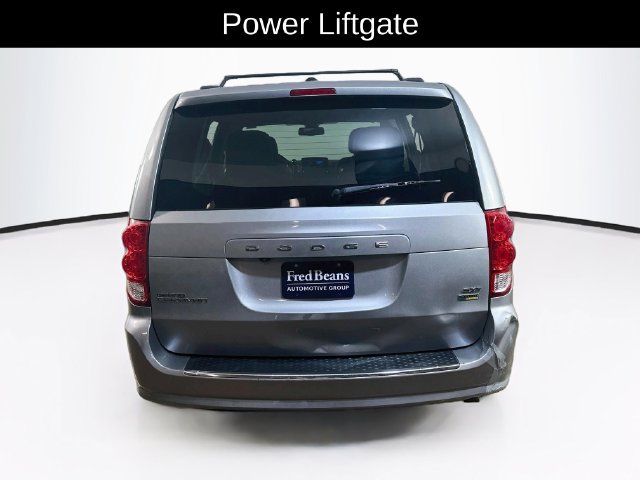 Used 2019 Dodge Grand Caravan SXT FWD image 9