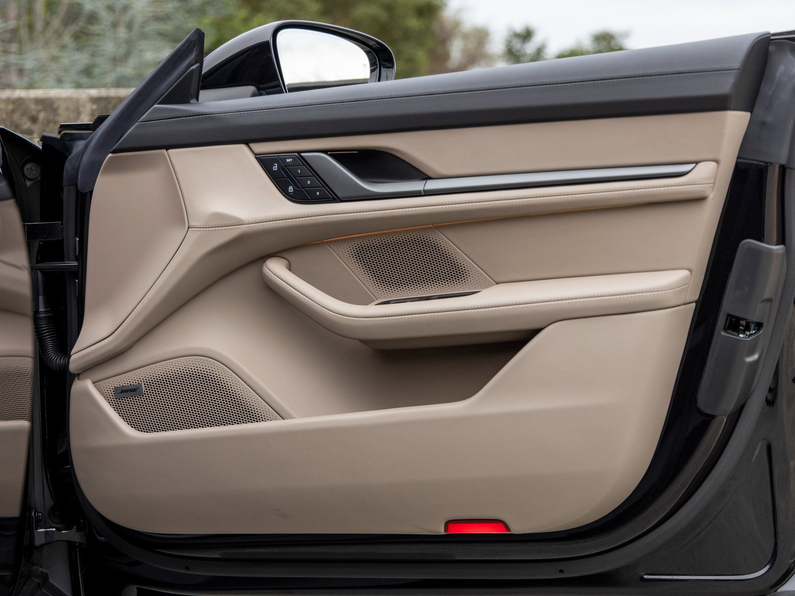 New 2025 Porsche Taycan 4S image 45