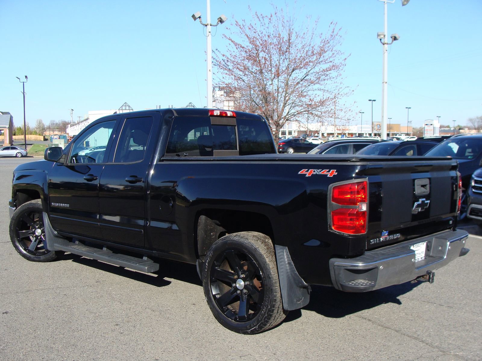 Used 2015 Chevrolet Silverado 1500 LT w/ All Star Edition image 4