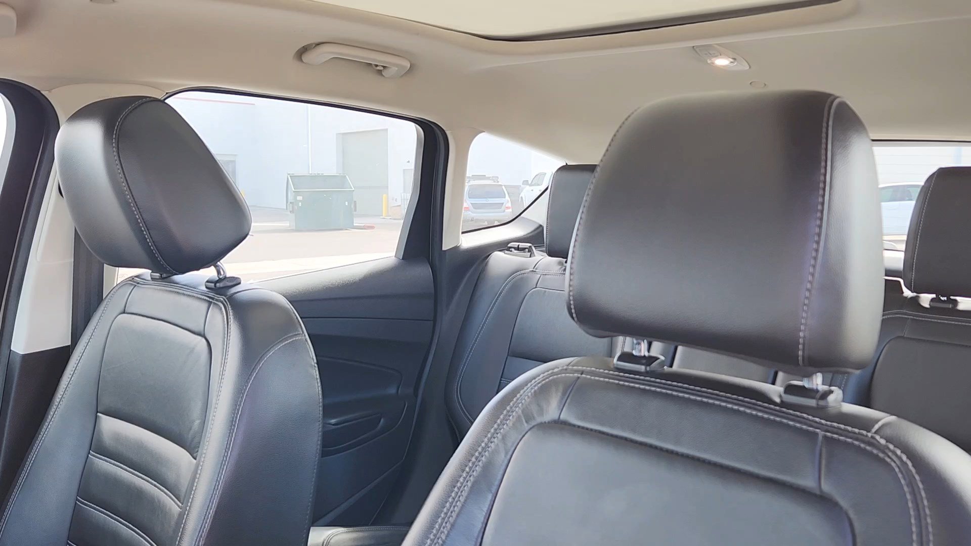 Used 2017 Ford C-MAX Energi SE w/ Equipment Group 402A image 9