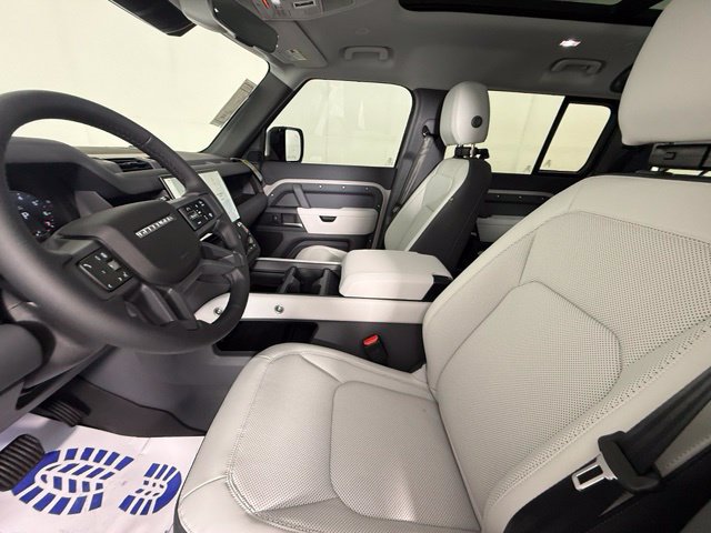 New 2026 Land Rover Defender 110 S AWD/4WD image 17