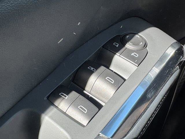 Used 2019 Chevrolet Equinox Premier image 18