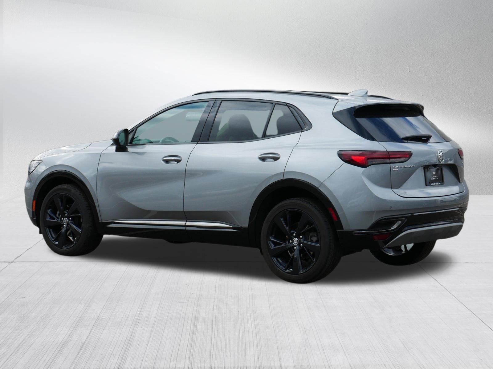 Used 2023 Buick Envision Essence w/ Sport Touring Package image 5