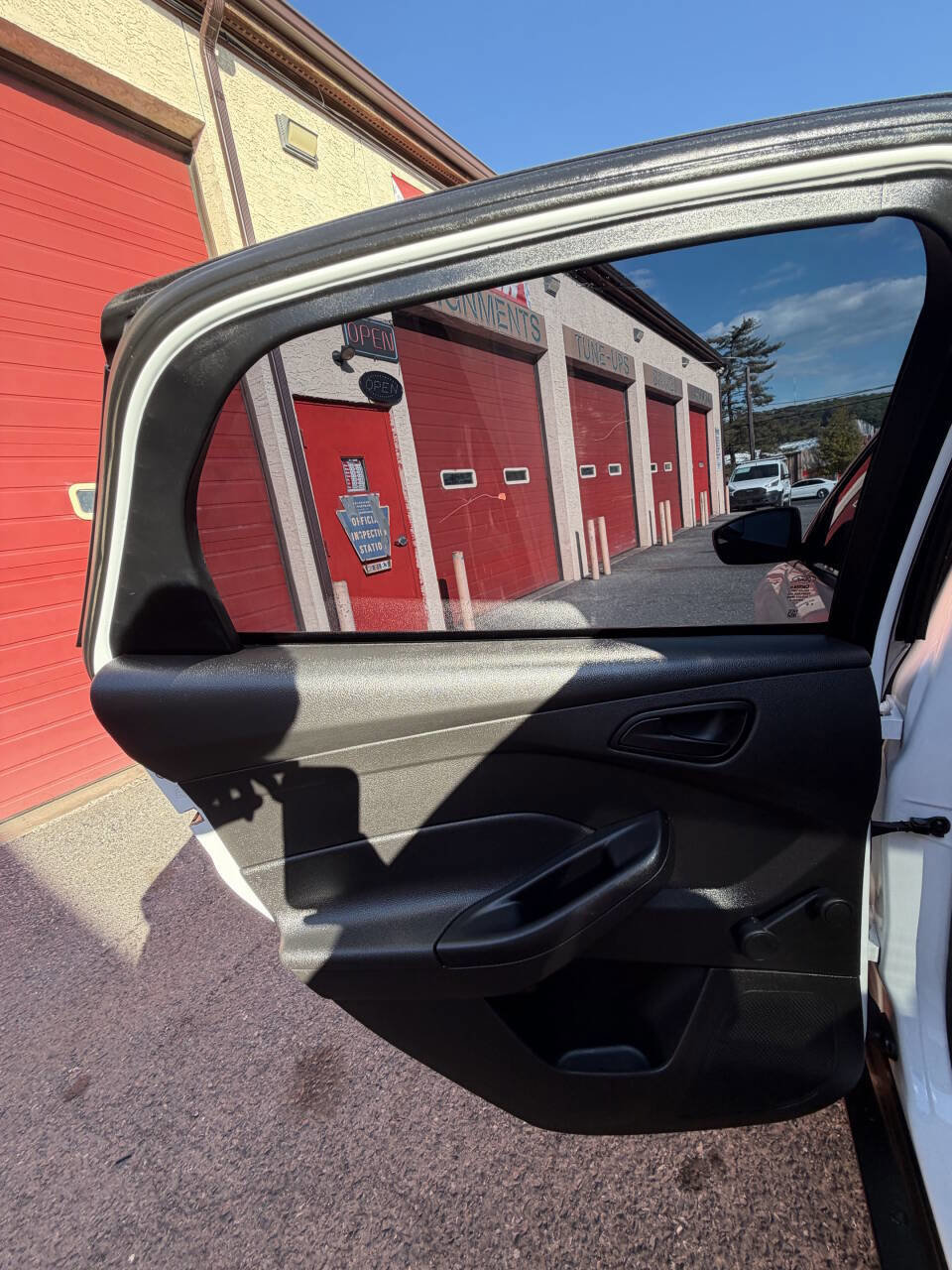 Used 2018 Ford Focus S FWD image 17