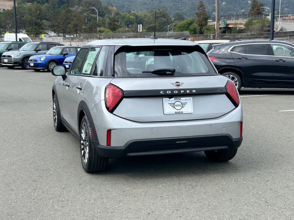 New 2027 MINI Cooper 4-Door Hardtop FWD image 3