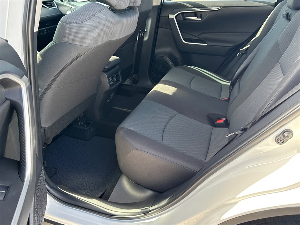 Used 2024 Toyota RAV4 XLE image 21