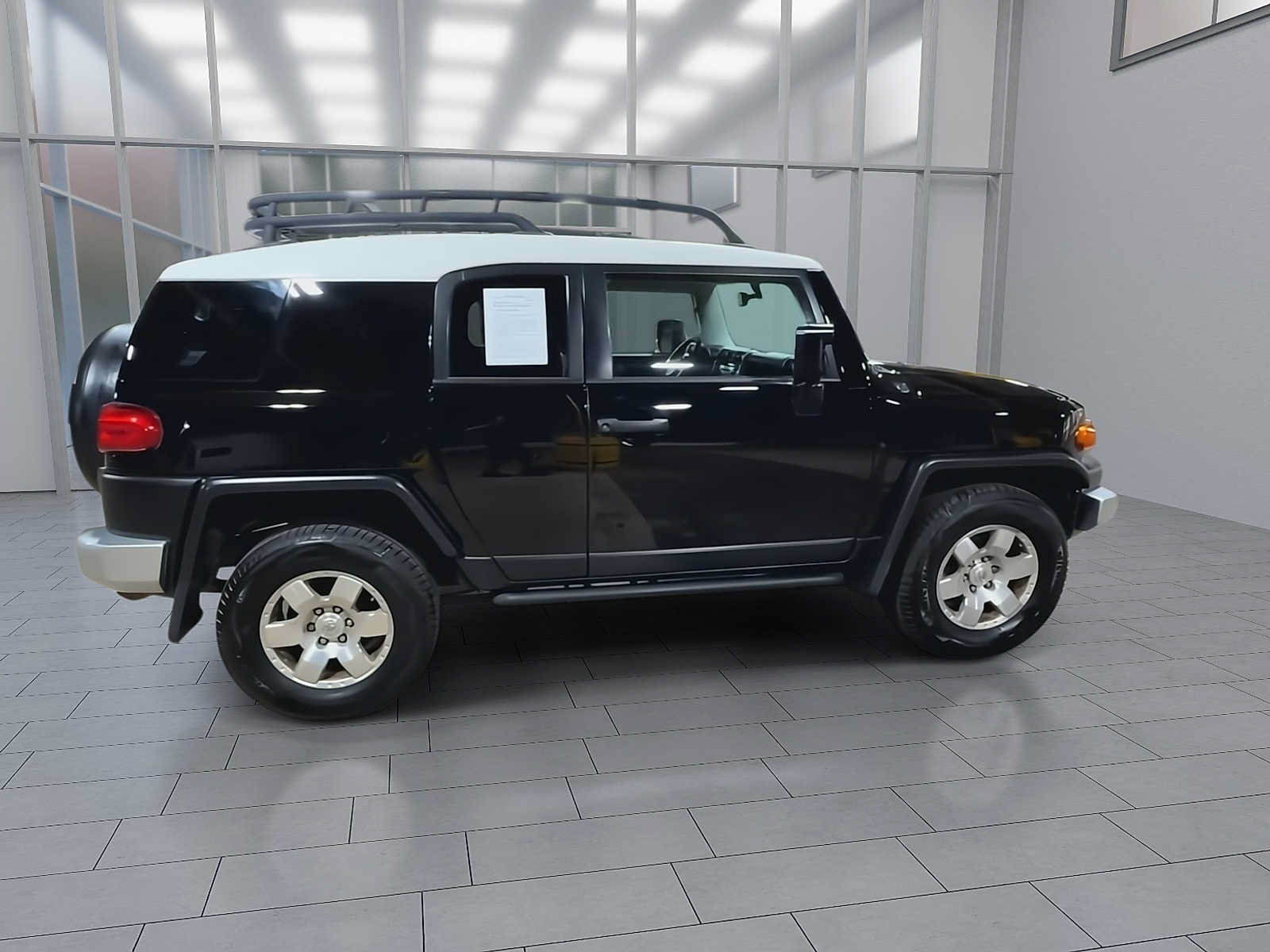 Used 2009 Toyota FJ Cruiser 4WD image 5
