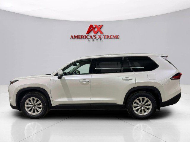 Used 2024 Toyota Grand Highlander XLE image 4