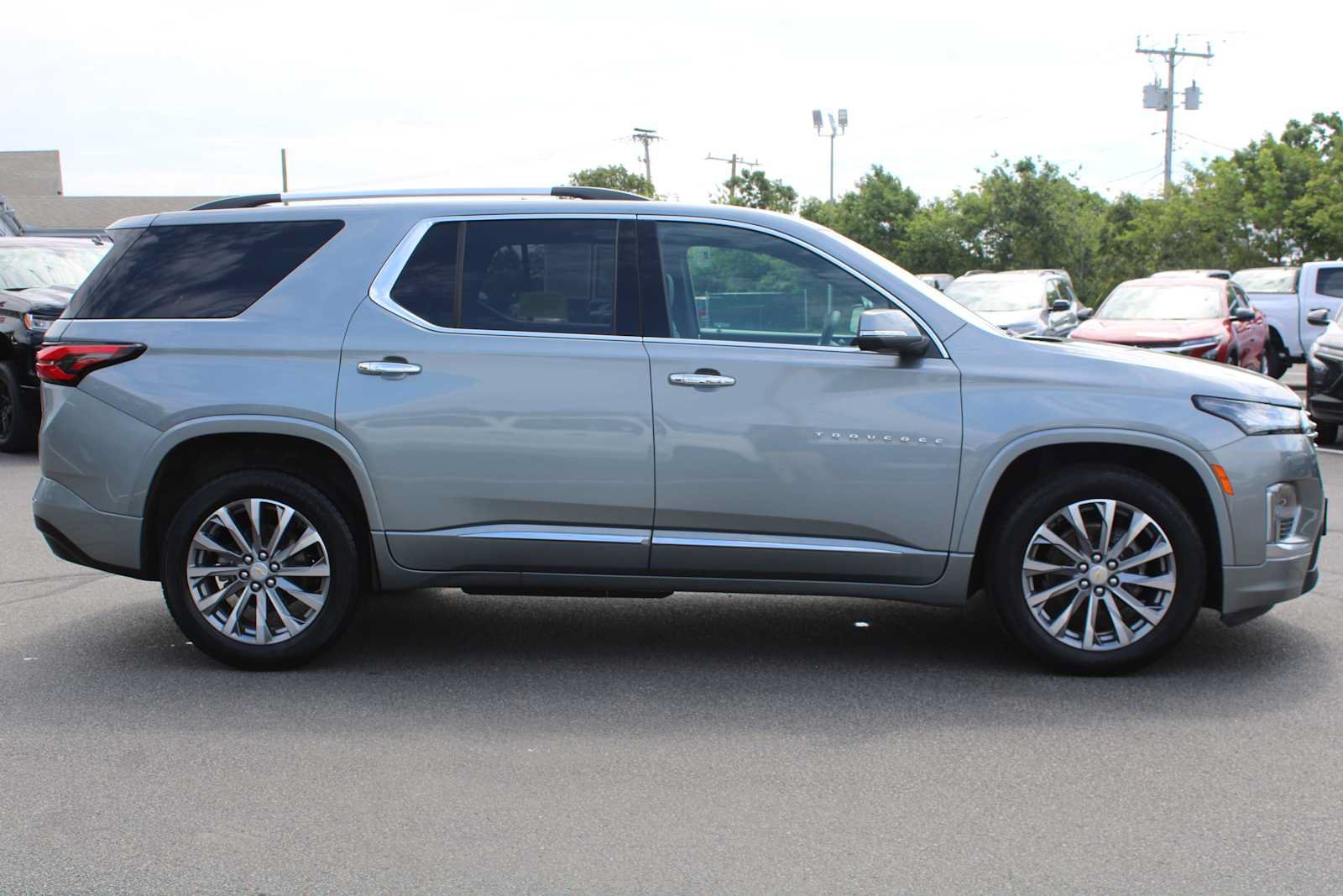 Certified 2023 Chevrolet Traverse Premier AWD/4WD image 8