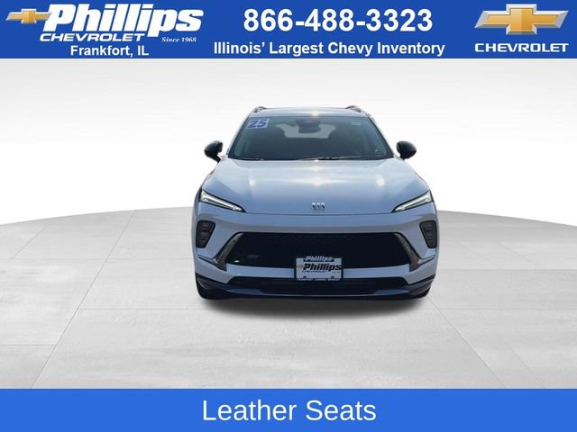 Certified 2025 Buick Envision Sport Touring image 3