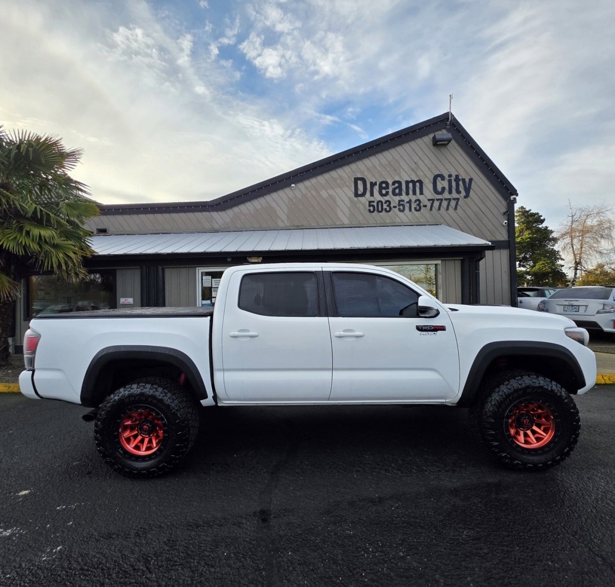 Used 2019 Toyota Tacoma TRD Pro AWD/4WD image 5