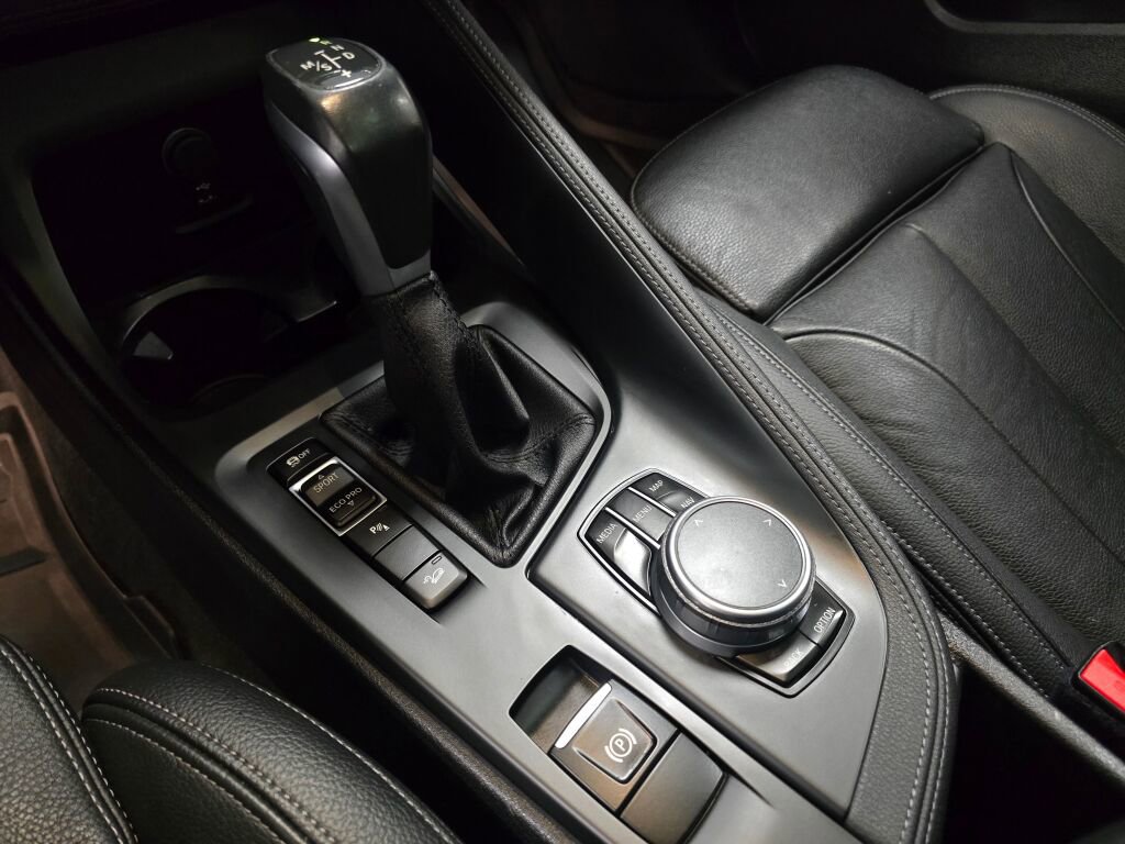 Used 2019 BMW X2 xDrive28i w/ M Sport X Package image 16