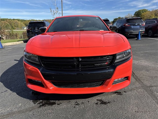 Used 2020 Dodge Charger SXT w/ Blacktop Package image 4