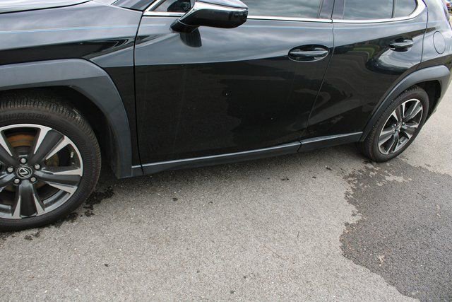 Used 2021 Lexus UX 200 w/ Accessory Package (Z1) image 48
