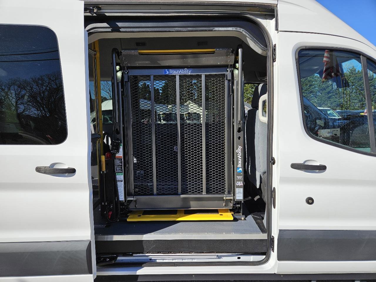 Used 2016 Ford Transit 350 XLT image 36