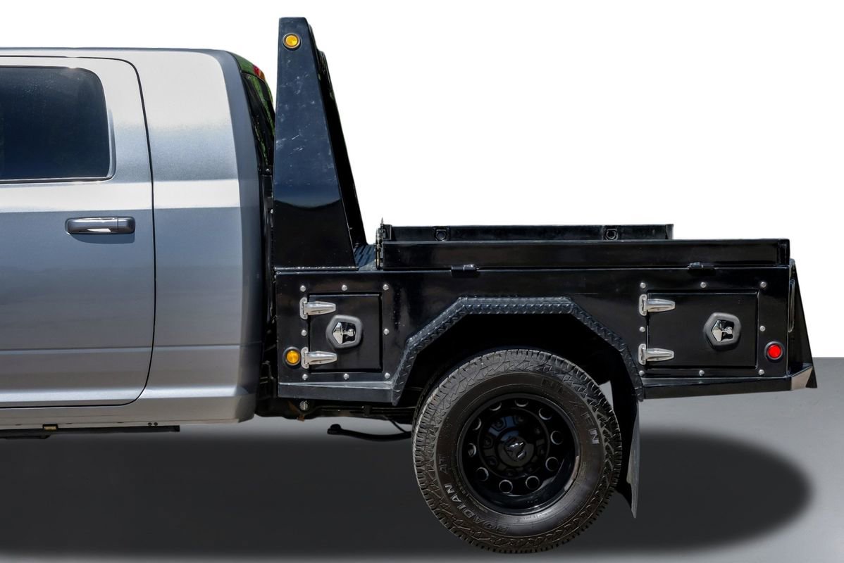 Used 2024 RAM 3500 Laramie w/ Night Edition image 11