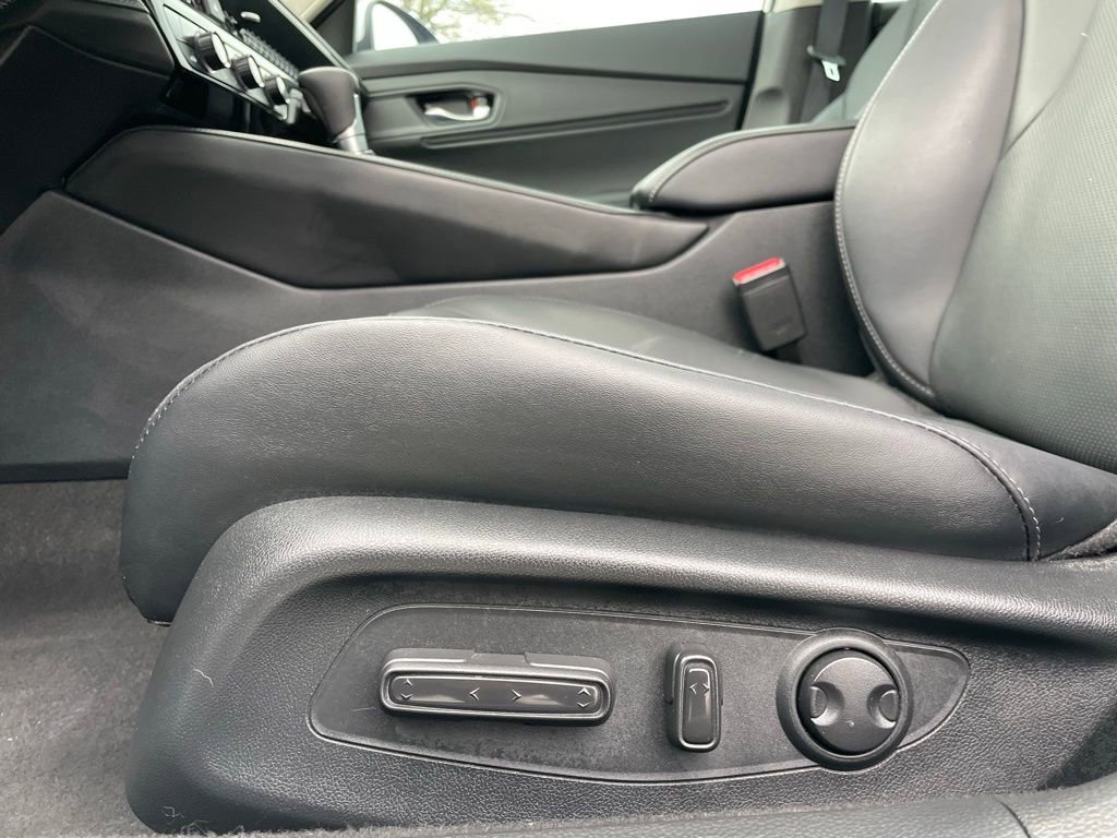 Certified 2025 Honda Accord Touring image 25