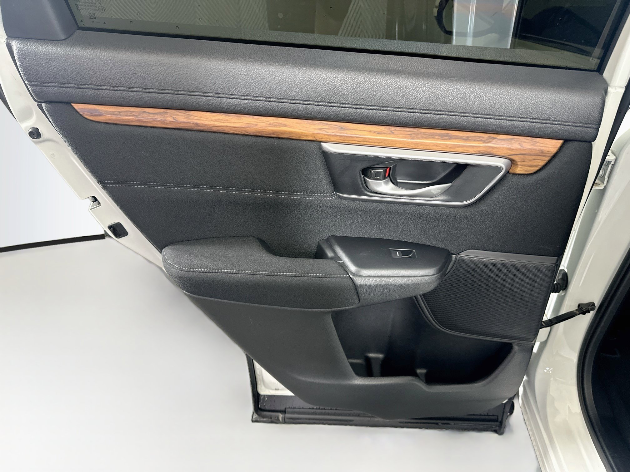 Used 2018 Honda CR-V EX image 26