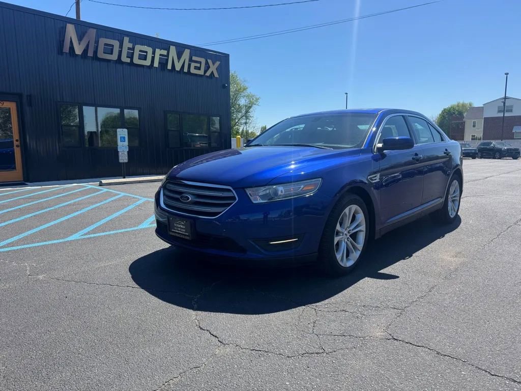 Used 2013 Ford Taurus SEL image 1
