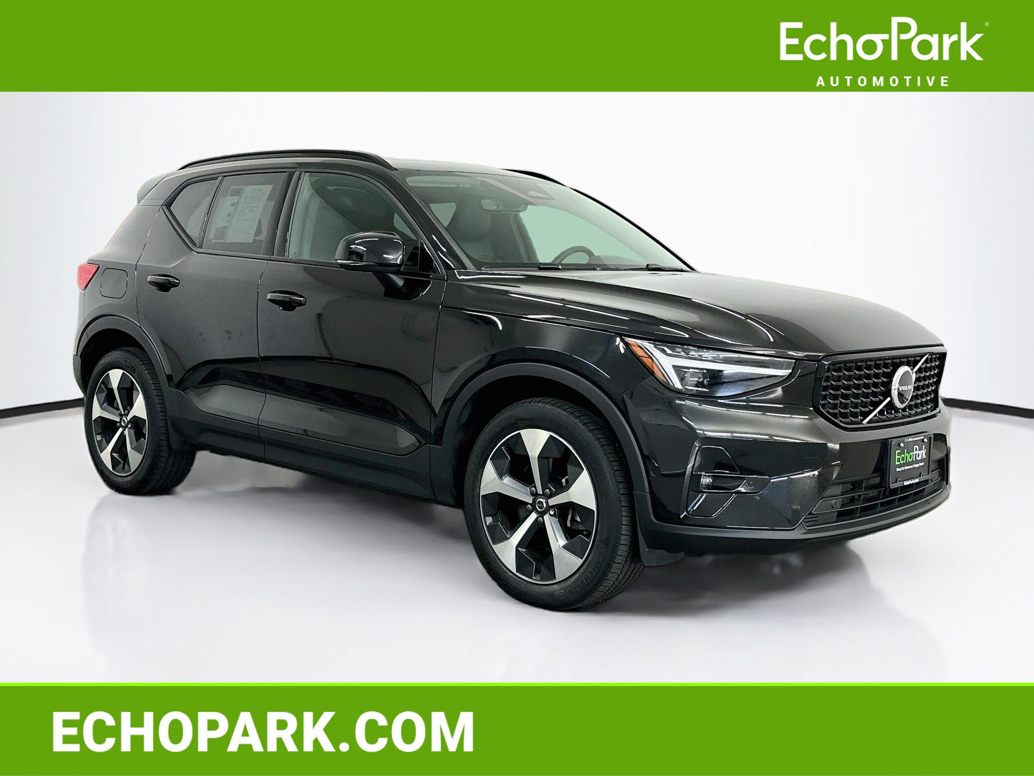Used 2026 Volvo XC40 B5 Plus