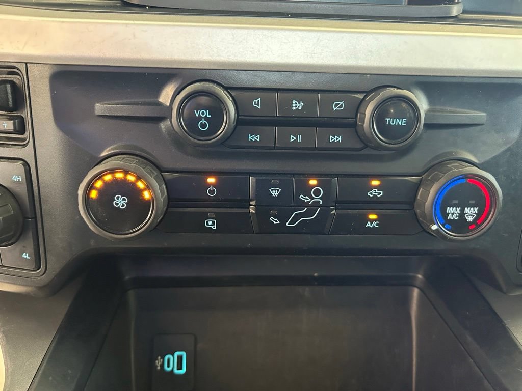 Used 2024 Ford F350 XLT w/ FX4 Off-Road Package AWD/4WD image 47