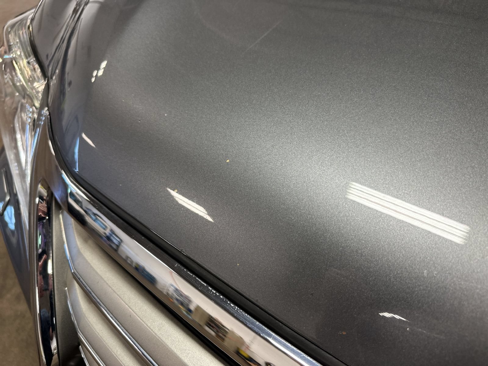 Used 2013 Lexus LX 570 4WD w/ Luxury Pkg image 49