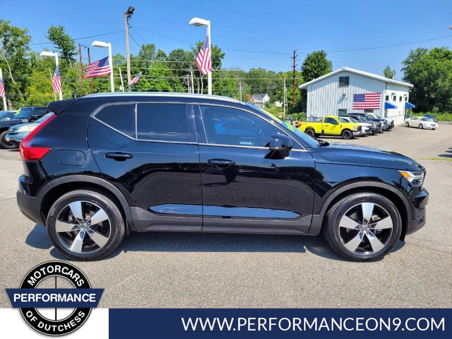 Used 2020 Volvo XC40 T5 Momentum w/ Protection Package AWD/4WD image 8