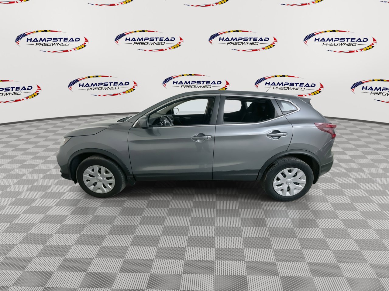Used 2020 Nissan Rogue Sport S image 5