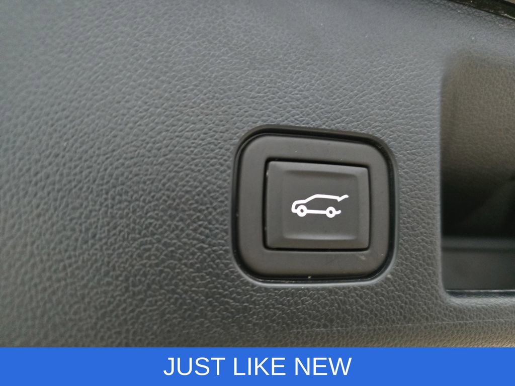 Used 2024 Chevrolet Equinox EV RS w/ Active Safety Package 3 image 14