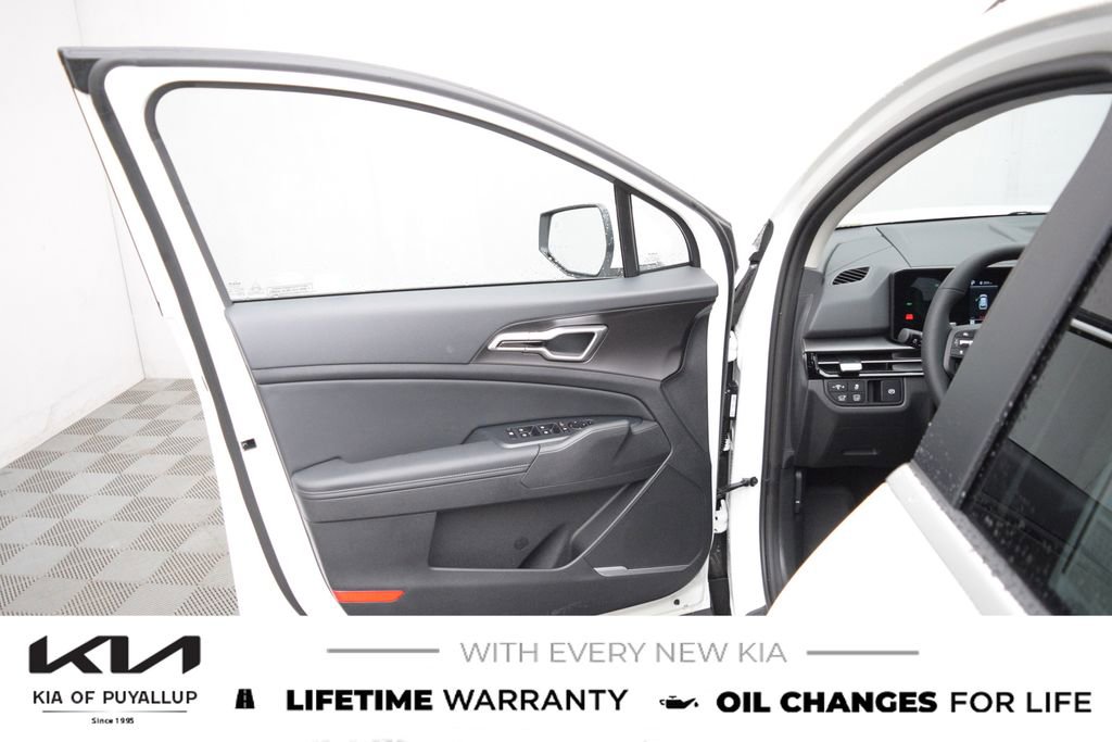 New 2026 Kia Sportage EX image 4