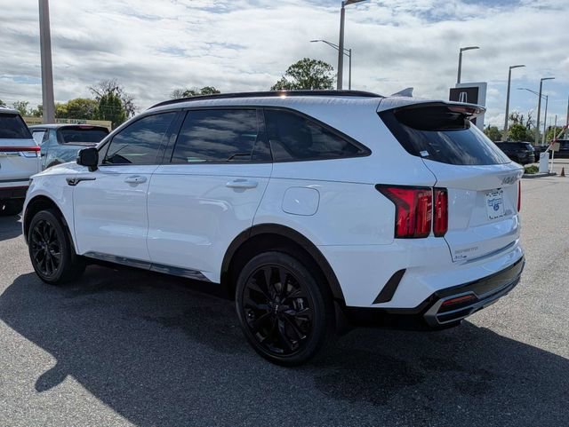 Used 2023 Kia Sorento SX image 4