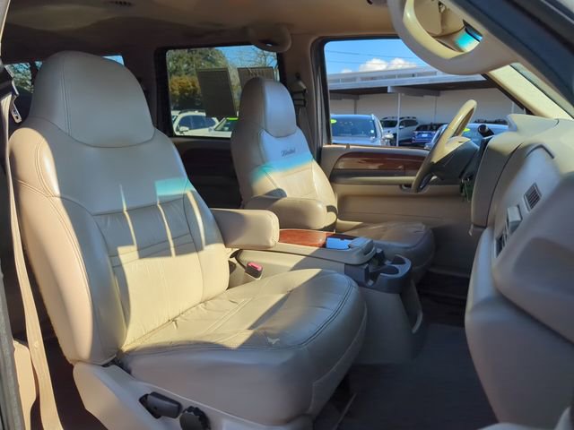 Used 2000 Ford Excursion Limited image 32