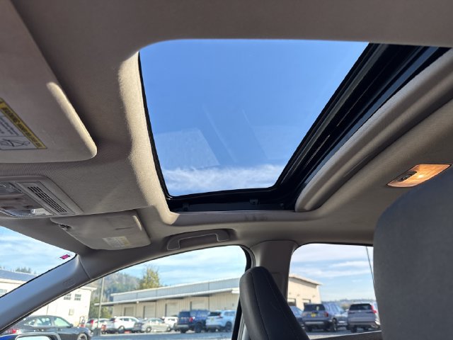 Used 2019 Honda HR-V EX image 29