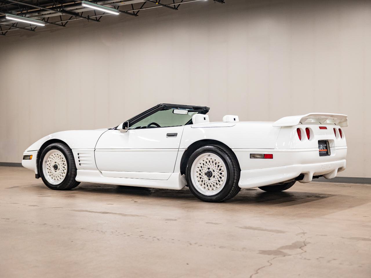Used 1992 Chevrolet Corvette Convertible RWD image 29
