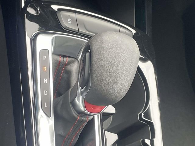 New 2026 Chevrolet Trax RS w/ Driver Confidence Package image 2