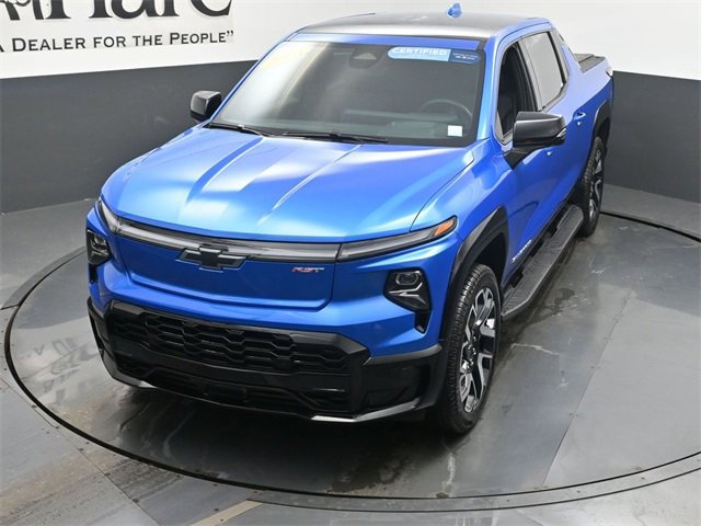 Certified 2025 Chevrolet Silverado EV RST image 42