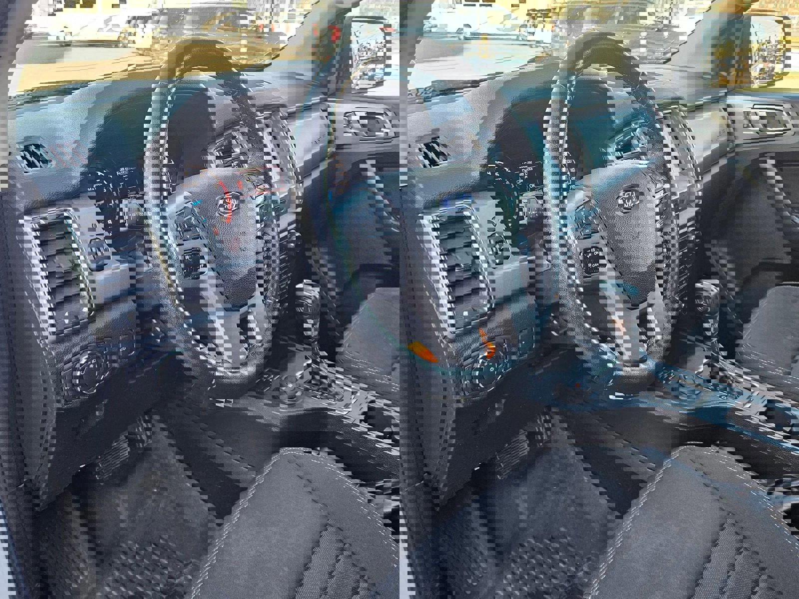 Used 2021 Ford Ranger XLT w/ Equipment Group 301A Mid image 9