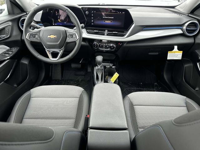 New 2025 Chevrolet Trax LT w/ Driver Confidence Package image 13