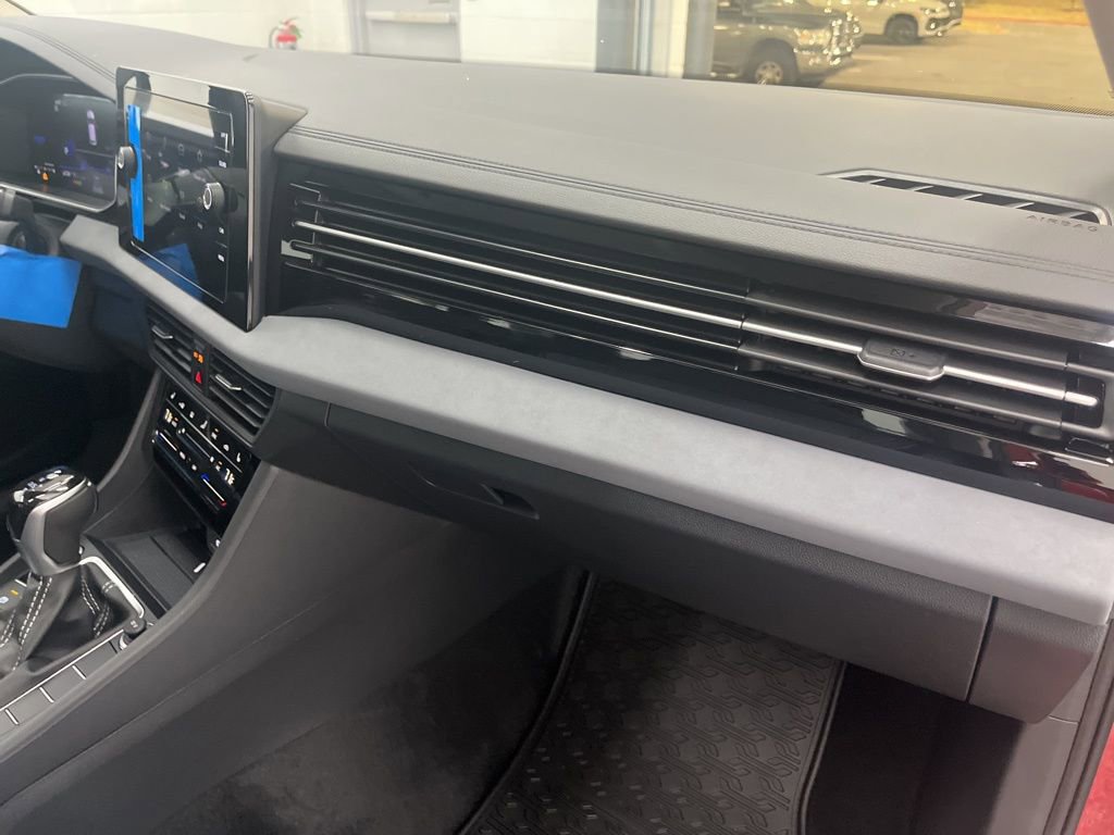 New 2026 Volkswagen Jetta SE image 37