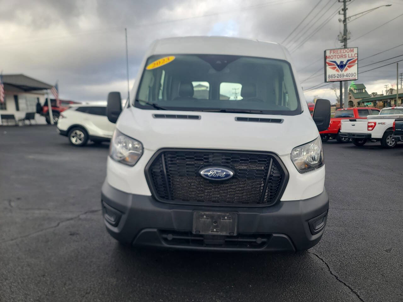 Used 2023 Ford Transit 250 250 3dr SWB Medium Roof Cargo w/ Load Area Protection Package image 3