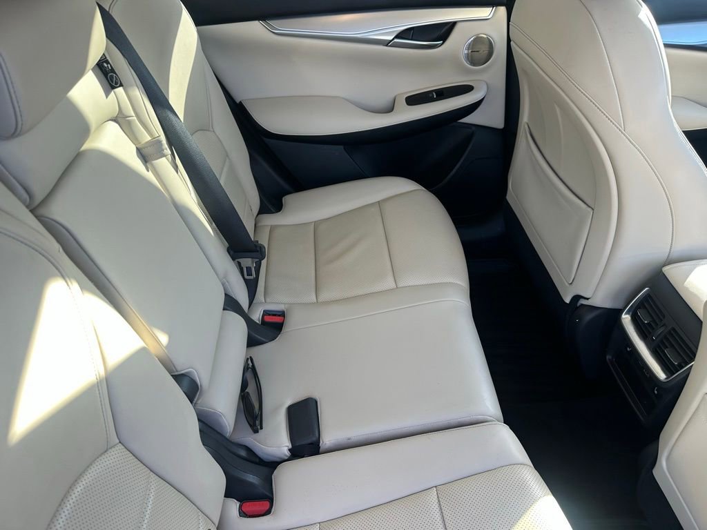 Used 2022 INFINITI QX50 Sensory image 19