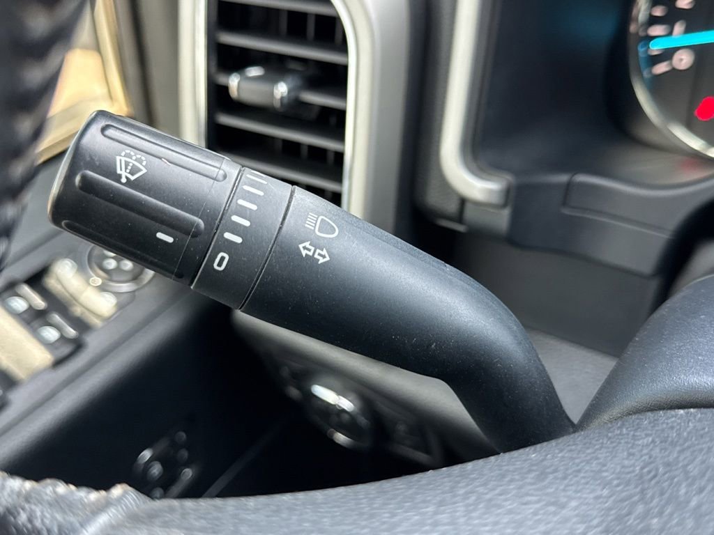 Used 2020 Ford F150 Lariat image 19