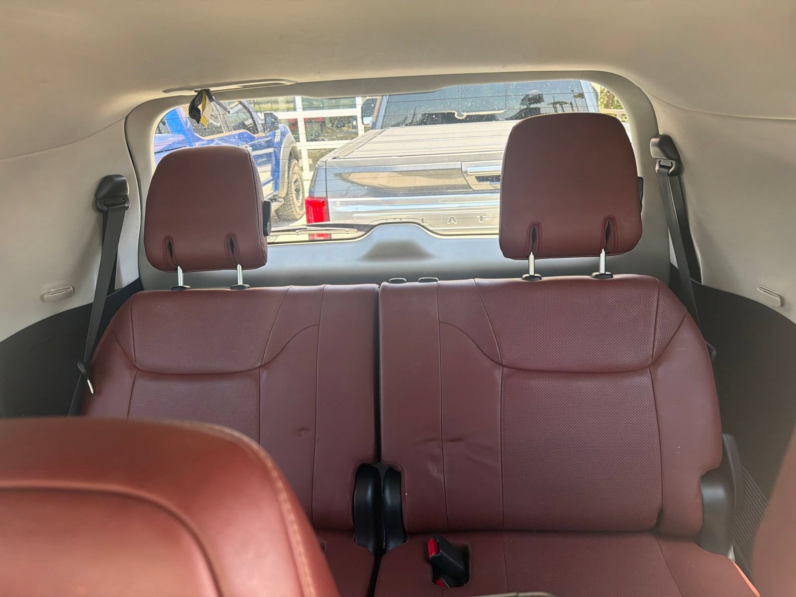 Used 2016 Lexus LX 570 4WD w/ Luxury Package image 20