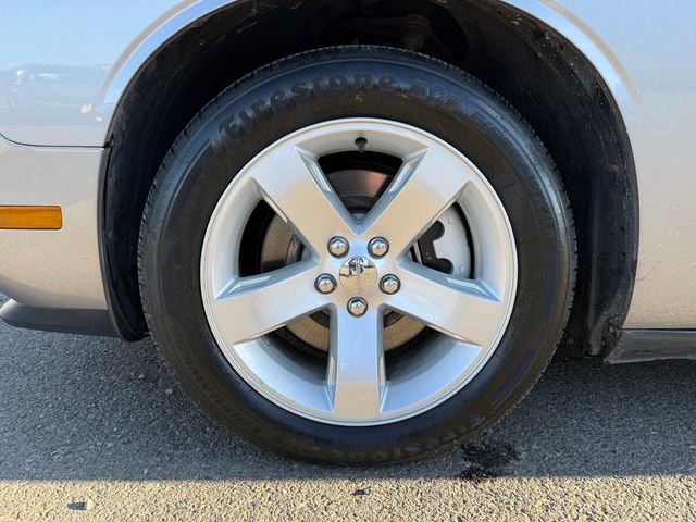 Used 2014 Dodge Challenger R/T Plus image 29