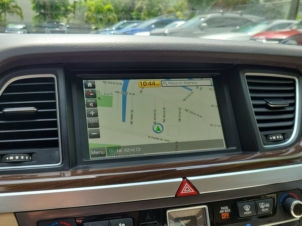 Used 2018 Genesis G80 3.8 RWD image 25