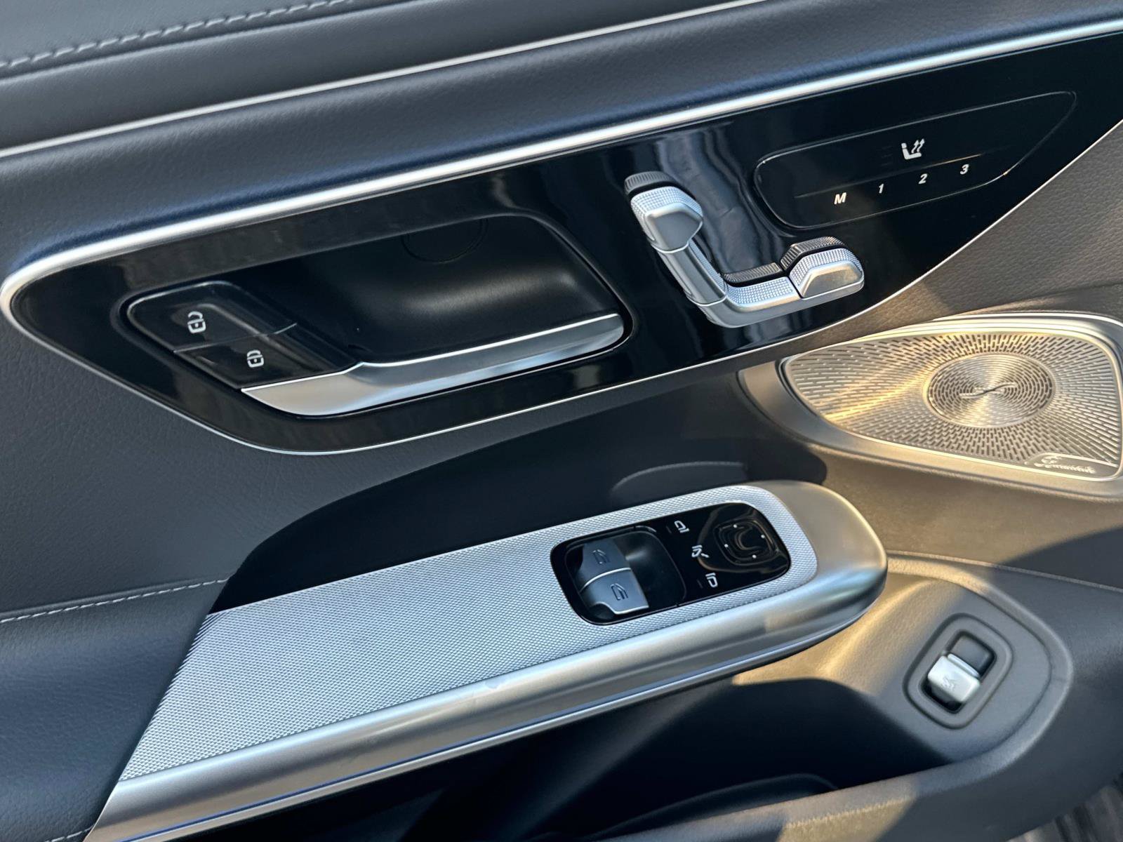 New 2025 Mercedes-Benz CLE 300 4MATIC Coupe image 12